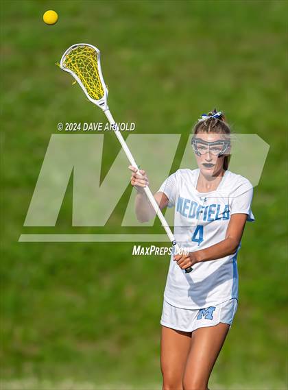 Thumbnail 2 in Medfield vs. Newburyport (MIAA Division 3 Final) photogallery.