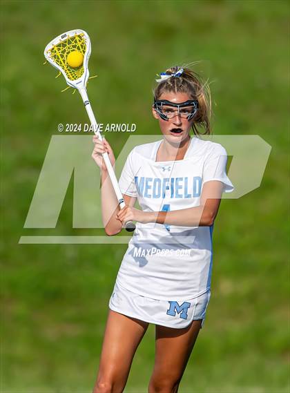 Thumbnail 1 in Medfield vs. Newburyport (MIAA Division 3 Final) photogallery.