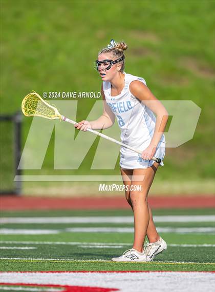 Thumbnail 1 in Medfield vs. Newburyport (MIAA Division 3 Final) photogallery.