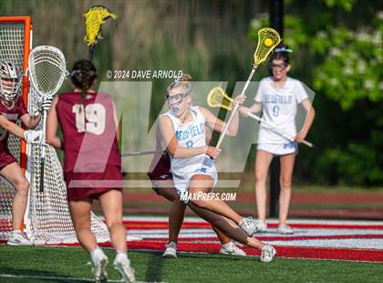 Thumbnail 3 in Medfield vs. Newburyport (MIAA Division 3 Final) photogallery.