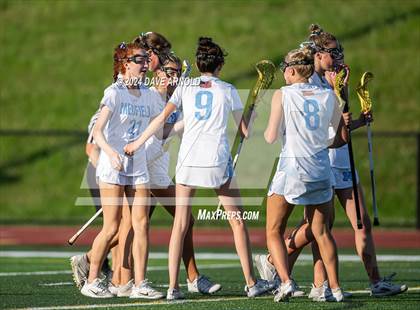 Thumbnail 2 in Medfield vs. Newburyport (MIAA Division 3 Final) photogallery.