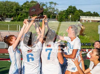 Thumbnail 2 in Medfield vs. Newburyport (MIAA Division 3 Final) photogallery.