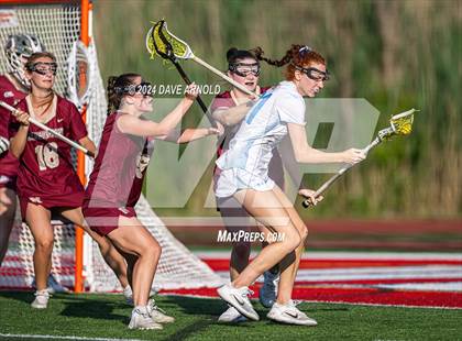 Thumbnail 3 in Medfield vs. Newburyport (MIAA Division 3 Final) photogallery.