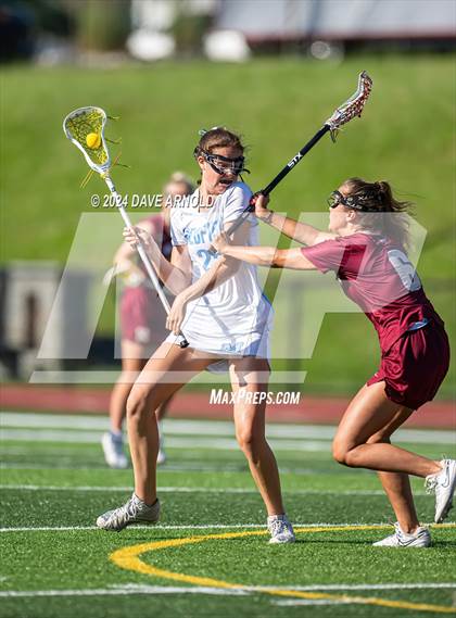 Thumbnail 2 in Medfield vs. Newburyport (MIAA Division 3 Final) photogallery.