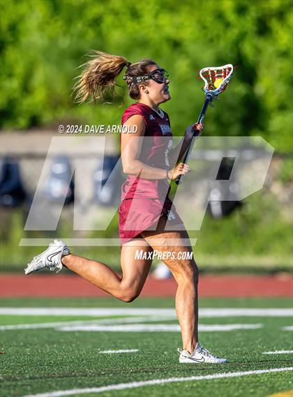 Thumbnail 3 in Medfield vs. Newburyport (MIAA Division 3 Final) photogallery.