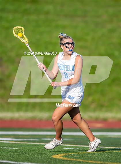 Thumbnail 3 in Medfield vs. Newburyport (MIAA Division 3 Final) photogallery.