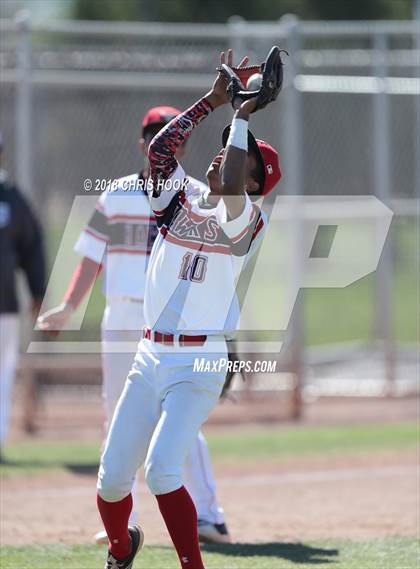 Thumbnail 2 in Sunnyside vs. Rio Rico (Lancer Baseball Classic) photogallery.