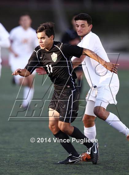 Thumbnail 3 in Granada Hills vs. La Canada photogallery.