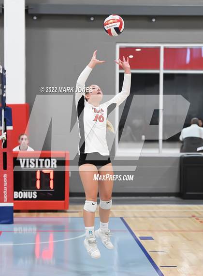Thumbnail 2 in Vista vs. Moreno Valley (Nike TOC Southwest) photogallery.