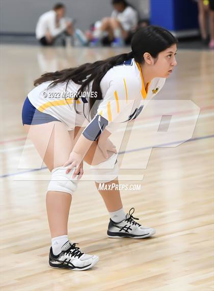 Thumbnail 1 in Vista vs. Moreno Valley (Nike TOC Southwest) photogallery.