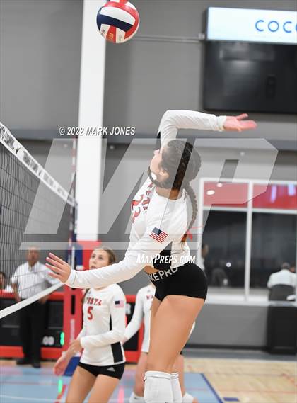 Thumbnail 2 in Vista vs. Moreno Valley (Nike TOC Southwest) photogallery.