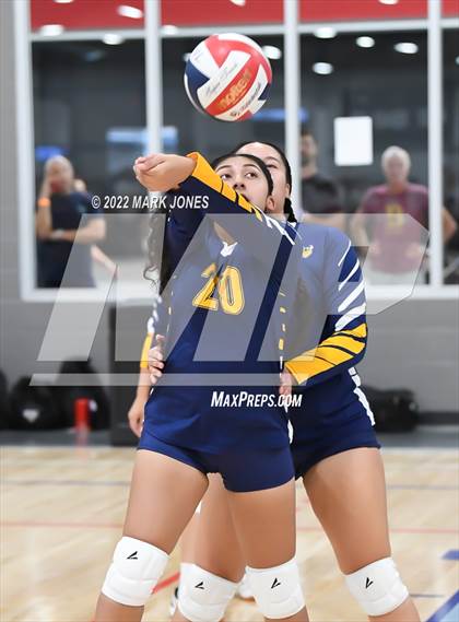 Thumbnail 1 in Vista vs. Moreno Valley (Nike TOC Southwest) photogallery.
