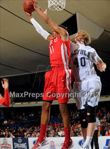 Thumbnail 3 in Mater Dei vs. Loyola (CIF SS D1AA Semifinal) photogallery.