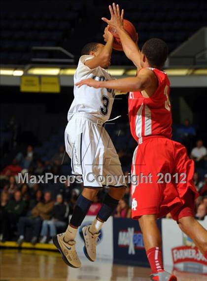 Thumbnail 1 in Mater Dei vs. Loyola (CIF SS D1AA Semifinal) photogallery.