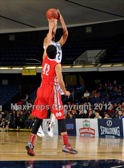 Thumbnail 2 in Mater Dei vs. Loyola (CIF SS D1AA Semifinal) photogallery.