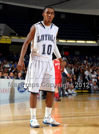 Thumbnail 1 in Mater Dei vs. Loyola (CIF SS D1AA Semifinal) photogallery.