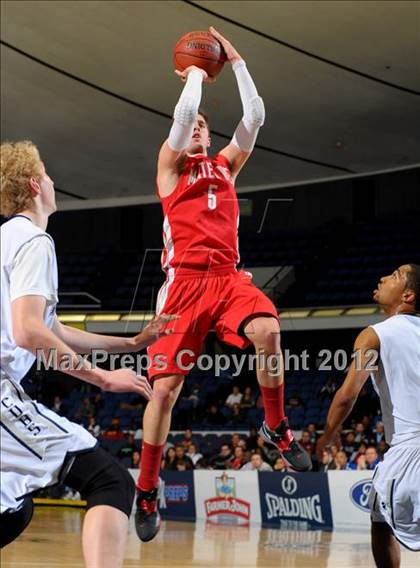 Thumbnail 2 in Mater Dei vs. Loyola (CIF SS D1AA Semifinal) photogallery.