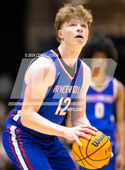 Thumbnail 2 in Riverwood vs Alexander (GHSA 6A State Championship) photogallery.