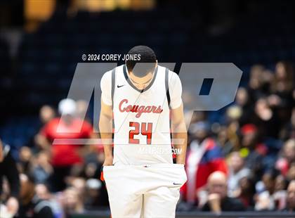 Thumbnail 3 in Riverwood vs Alexander (GHSA 6A State Championship) photogallery.