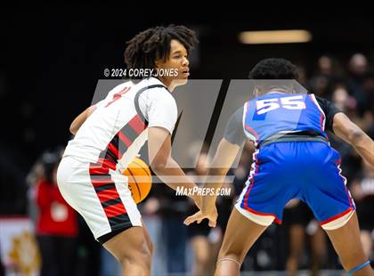 Thumbnail 3 in Riverwood vs Alexander (GHSA 6A State Championship) photogallery.