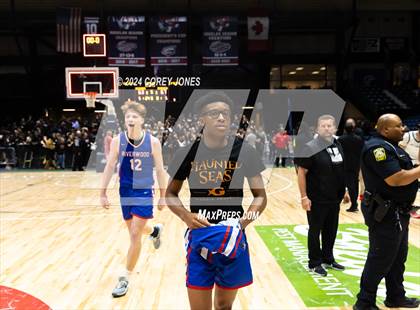 Thumbnail 2 in Riverwood vs Alexander (GHSA 6A State Championship) photogallery.