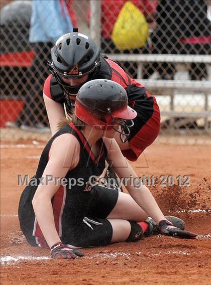 Thumbnail 2 in Carlin vs. Lincoln County (Spring Slam Tournament) photogallery.