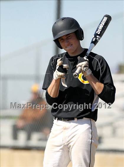 Thumbnail 3 in Crandall vs Rio Vista (Ferris Tournament) photogallery.