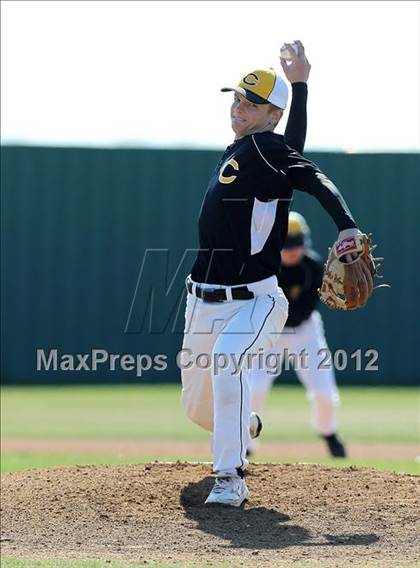Thumbnail 3 in Crandall vs Rio Vista (Ferris Tournament) photogallery.