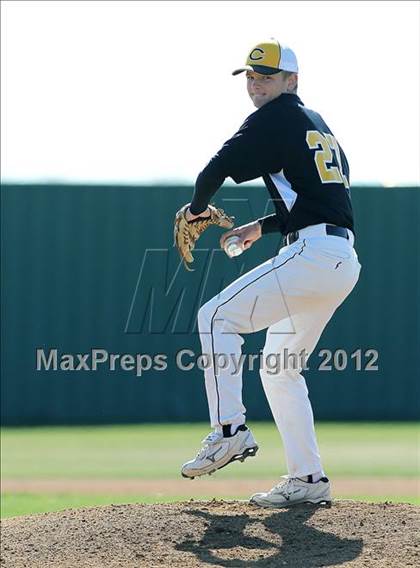 Thumbnail 3 in Crandall vs Rio Vista (Ferris Tournament) photogallery.
