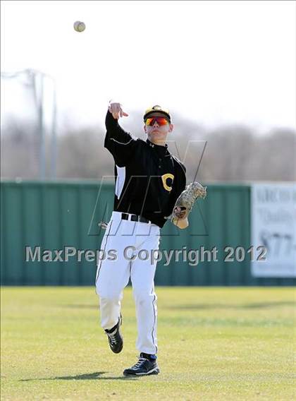 Thumbnail 1 in Crandall vs Rio Vista (Ferris Tournament) photogallery.