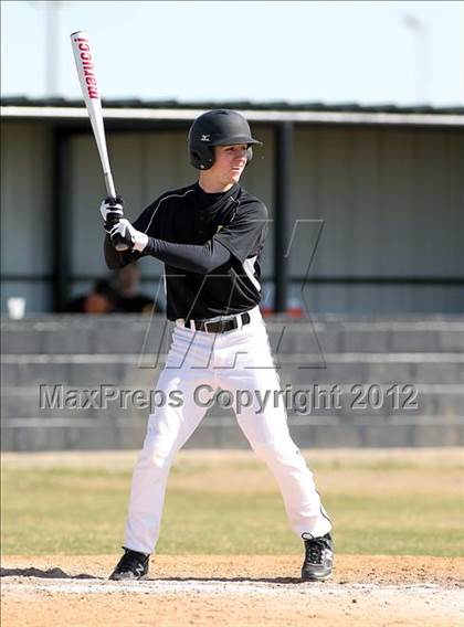 Thumbnail 2 in Crandall vs Rio Vista (Ferris Tournament) photogallery.