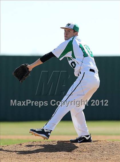 Thumbnail 3 in Crandall vs Rio Vista (Ferris Tournament) photogallery.