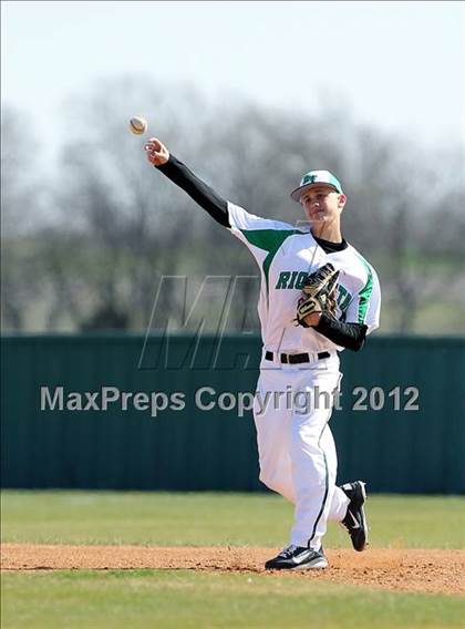Thumbnail 1 in Crandall vs Rio Vista (Ferris Tournament) photogallery.