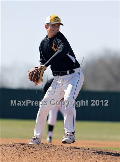 Thumbnail 1 in Crandall vs Rio Vista (Ferris Tournament) photogallery.