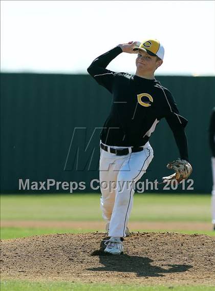 Thumbnail 2 in Crandall vs Rio Vista (Ferris Tournament) photogallery.