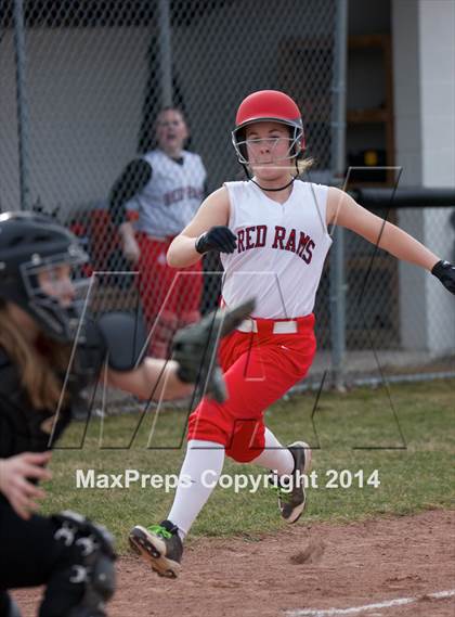 Thumbnail 2 in Chittenango @ Jamesville-Dewitt photogallery.