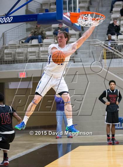 Thumbnail 1 in Plano West vs. Cedar Hill (UIL 6A Regional Quarterfinal Playoff) photogallery.
