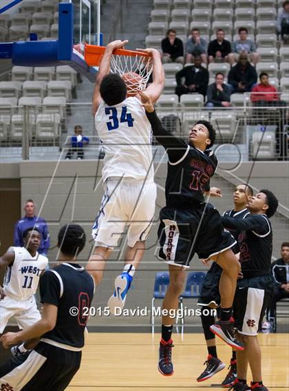 Thumbnail 3 in Plano West vs. Cedar Hill (UIL 6A Regional Quarterfinal Playoff) photogallery.