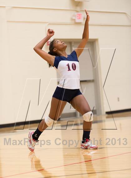 Thumbnail 3 in Madison vs. Roosevelt photogallery.