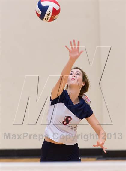 Thumbnail 3 in Madison vs. Roosevelt photogallery.