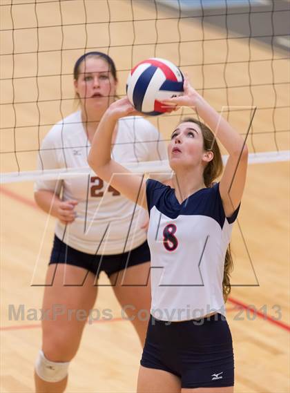 Thumbnail 3 in Madison vs. Roosevelt photogallery.