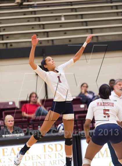 Thumbnail 1 in Madison vs. Roosevelt photogallery.