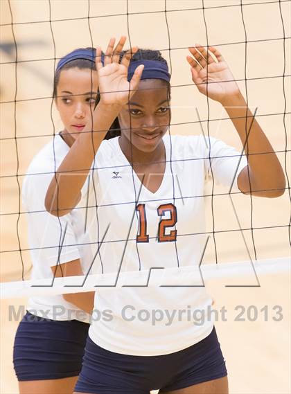 Thumbnail 1 in Madison vs. Roosevelt photogallery.