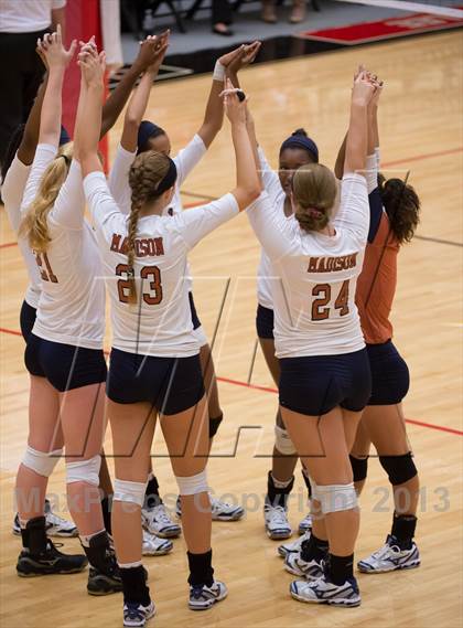 Thumbnail 1 in Madison vs. Roosevelt photogallery.