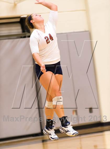 Thumbnail 2 in Madison vs. Roosevelt photogallery.