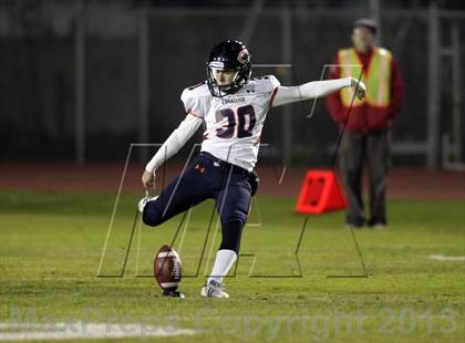 Thumbnail 1 in Serra vs. Chaminade (CIF SS Western Division Final) photogallery.