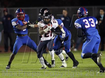 Thumbnail 2 in Serra vs. Chaminade (CIF SS Western Division Final) photogallery.
