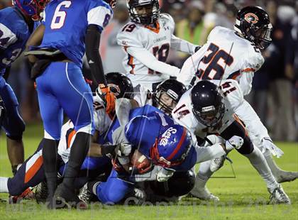 Thumbnail 3 in Serra vs. Chaminade (CIF SS Western Division Final) photogallery.
