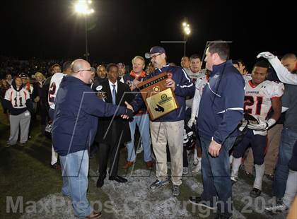 Thumbnail 1 in Serra vs. Chaminade (CIF SS Western Division Final) photogallery.