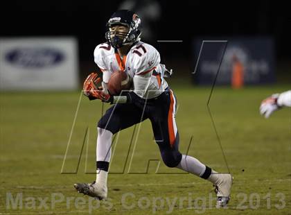 Thumbnail 2 in Serra vs. Chaminade (CIF SS Western Division Final) photogallery.